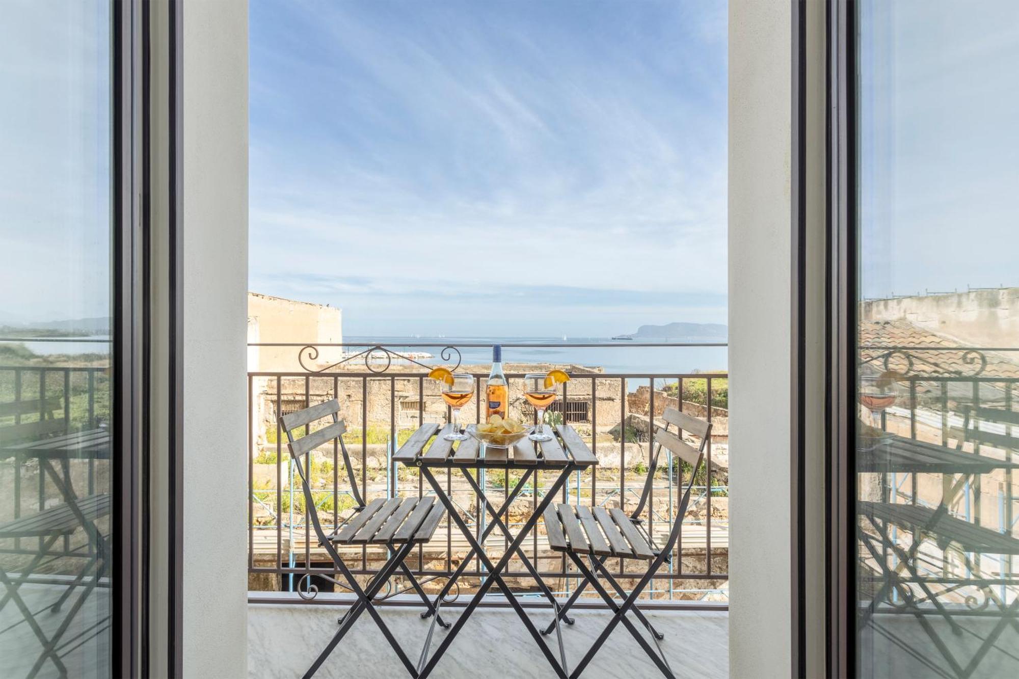 Erasmo Home Luxury Vista Mare Palermo Buitenkant foto